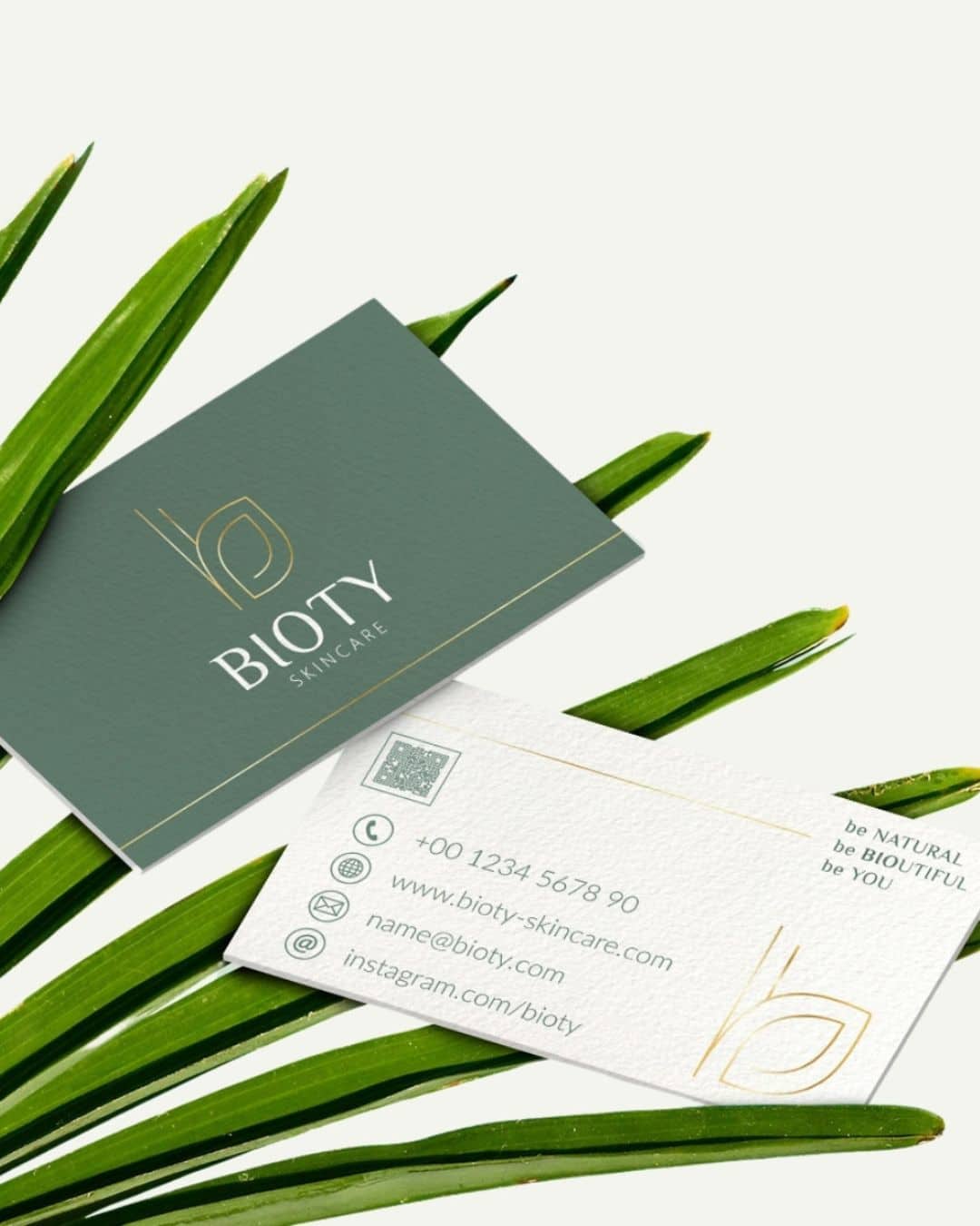 Mockup einer Kosmetikstudio-Visitenkarte als Teil des Corporate Designs.