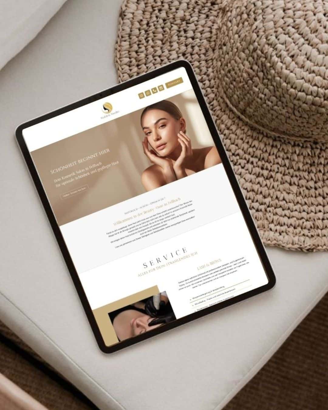 Mockup der Webseite für das Kosmetikstudio Golden Studio – elegantes Webdesign aus Hamburg mit klarer Struktur und Beauty-Ästhetik.